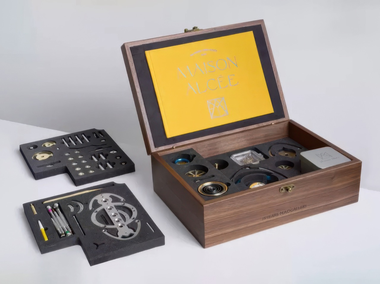 Nostromo，Assembled clock，Arts and Crafts，Ornaments，