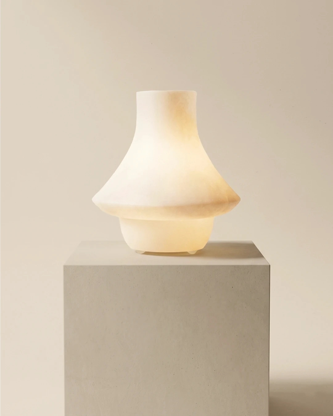 Llar，Snowflake Stone，Lighting tools，Sculptural sense，