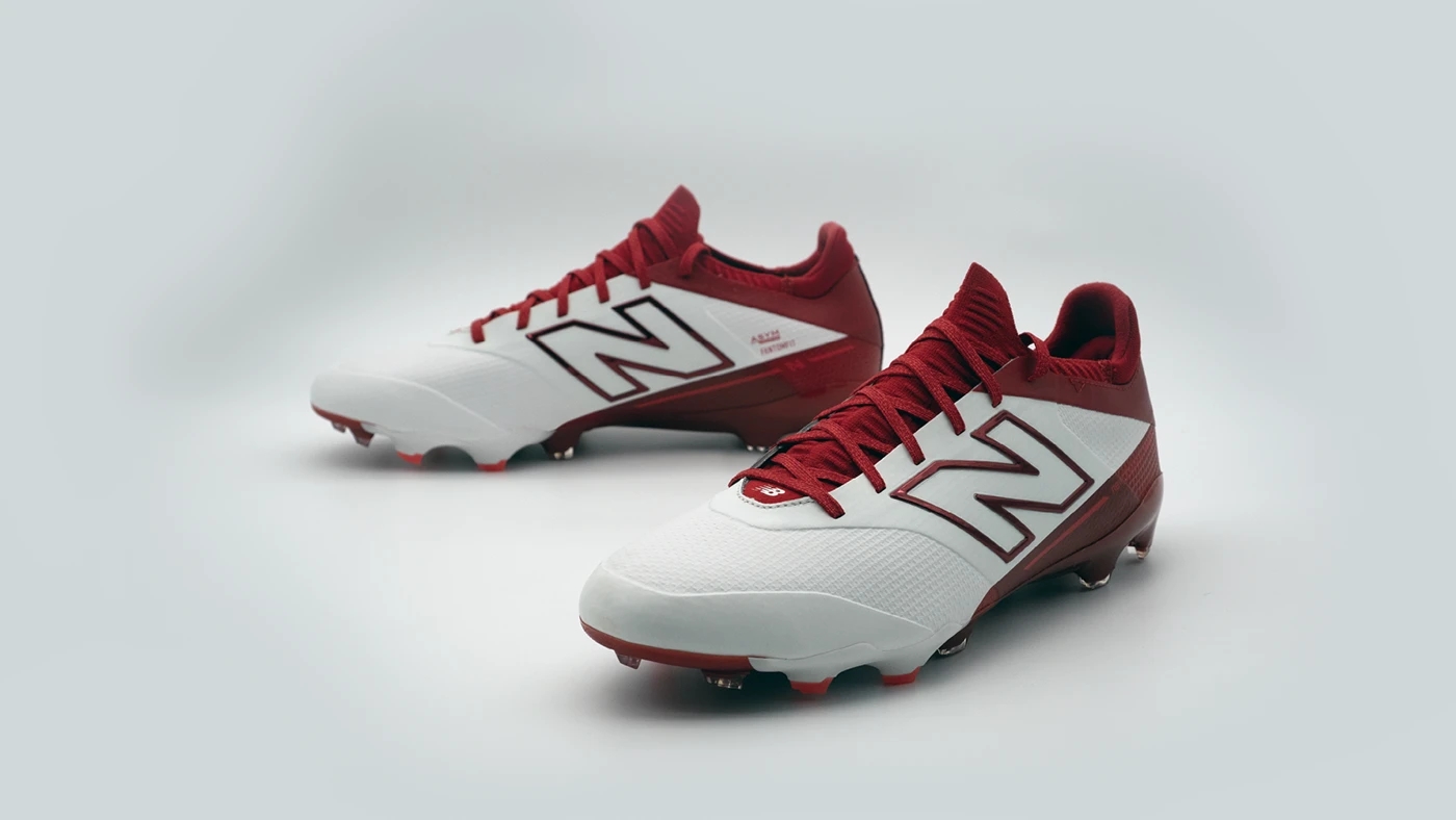 American football，New Balance，Football cleats，Team Uniform，Equipment design，