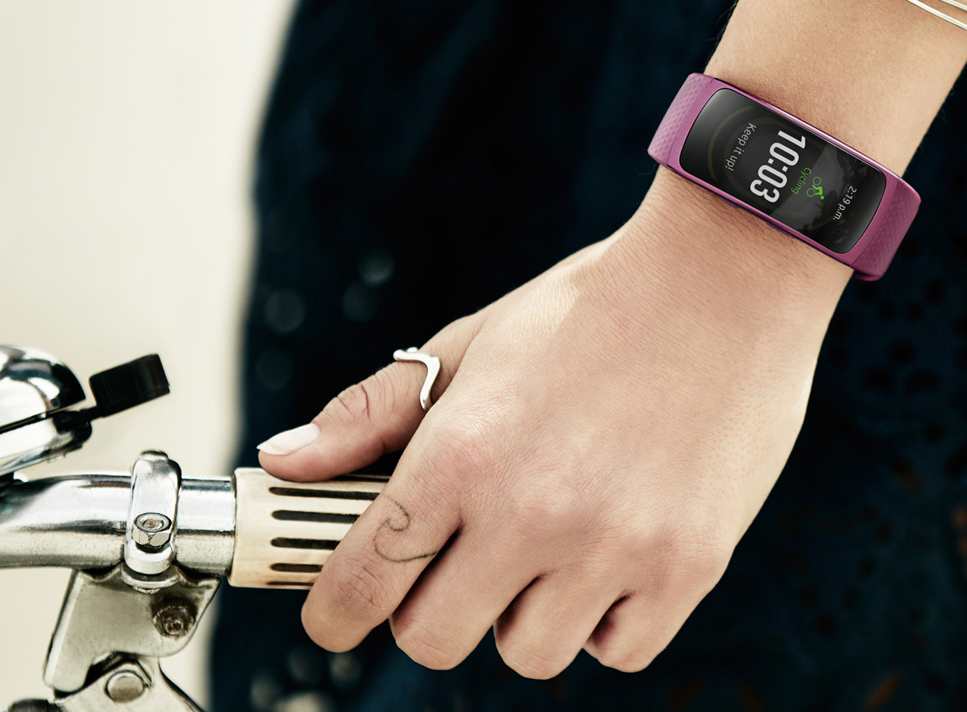 gear，samsung，Samsung，Wristwatch，Wrist watch，