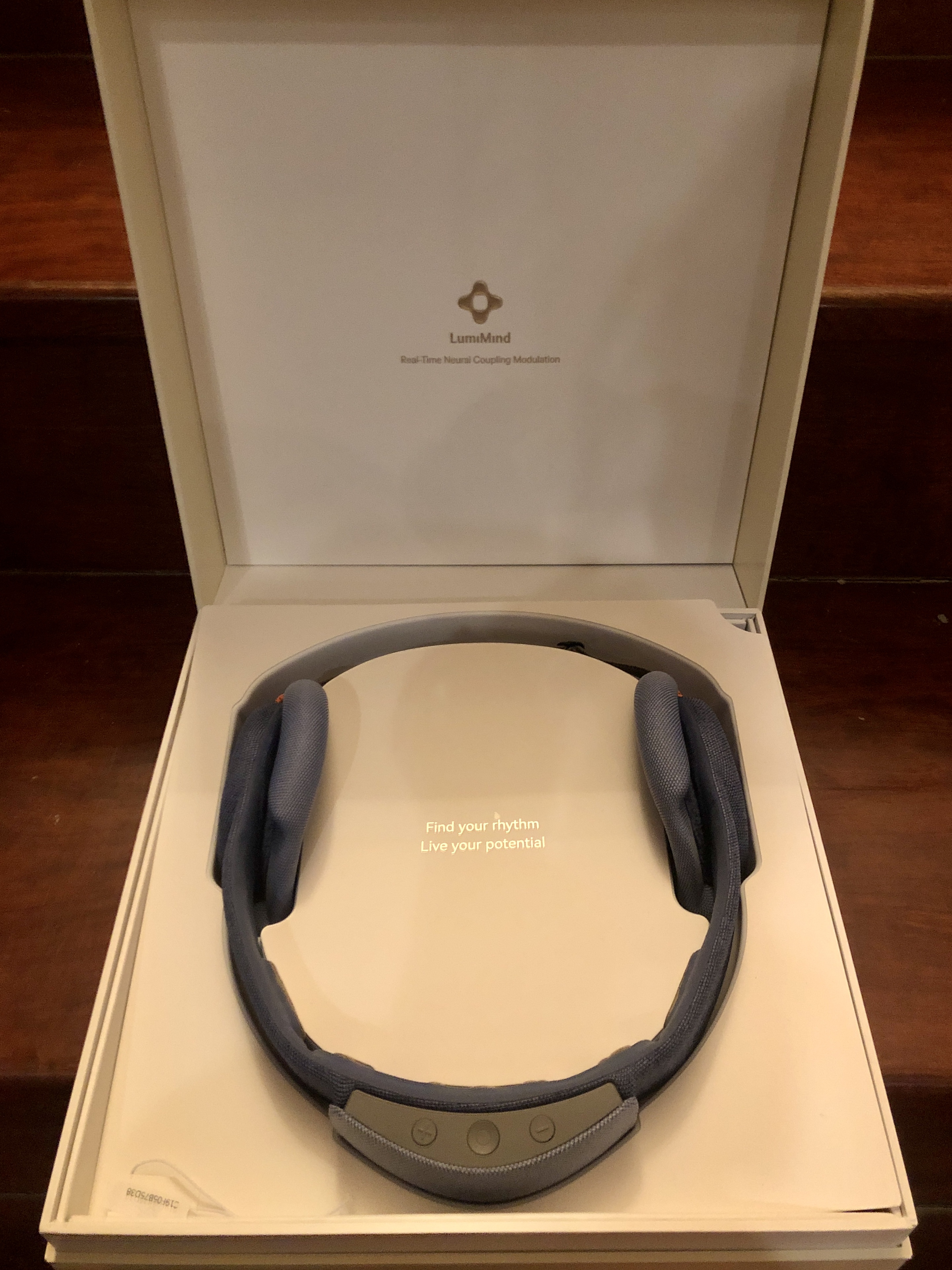 #Industrial Design，# Smart wearable devices，brain-computer interface，cmf，product design，Red dot award，DNA Paris Design Awa，A' Design Award，