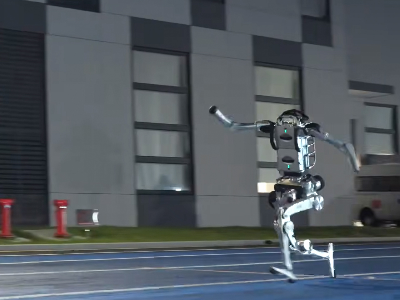 Beyond human limits，Space Tree，Unitree Superman，Humanoid robot，