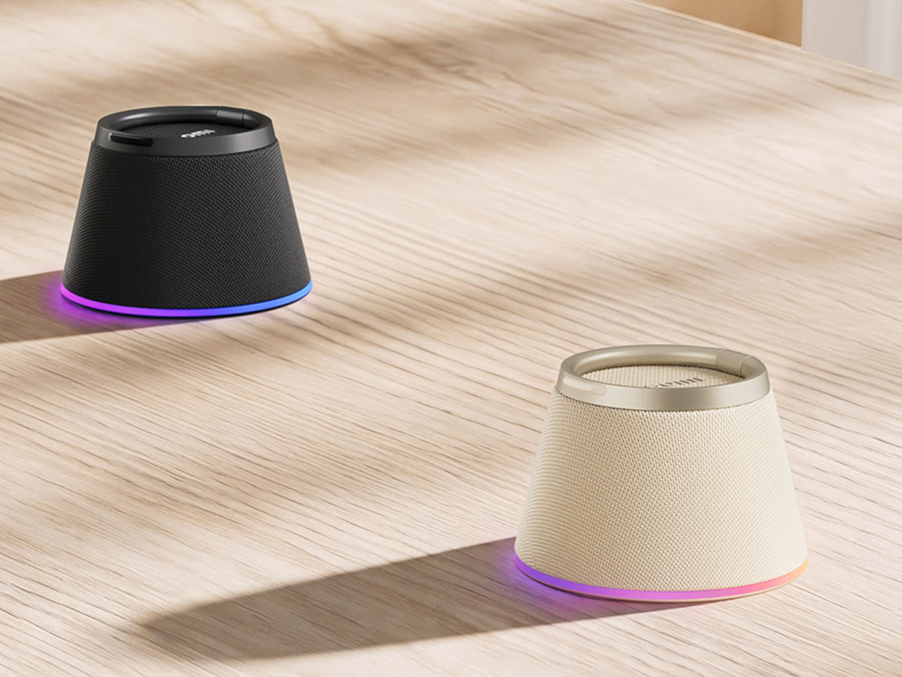 magnetic suction speaker，Bracket，multi-function，Hall sensor，Portable Bluetooth，