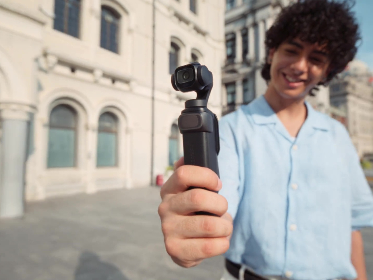 Insta360 Luna Pro，camera，Digital，electronic product，