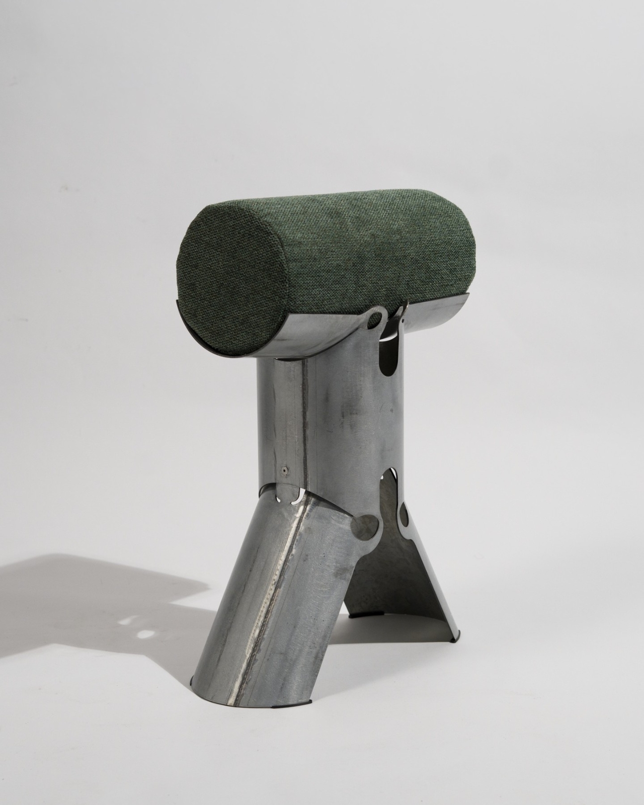 Pipe Stool，steel pipe stool，furniture，originality，