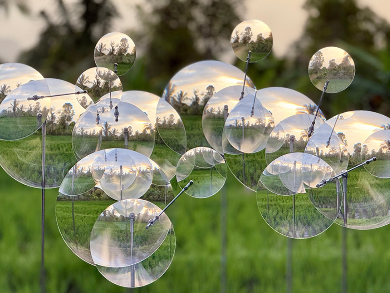 communal facilities，Eccentric Lenses，originality，Outdoor installation，
