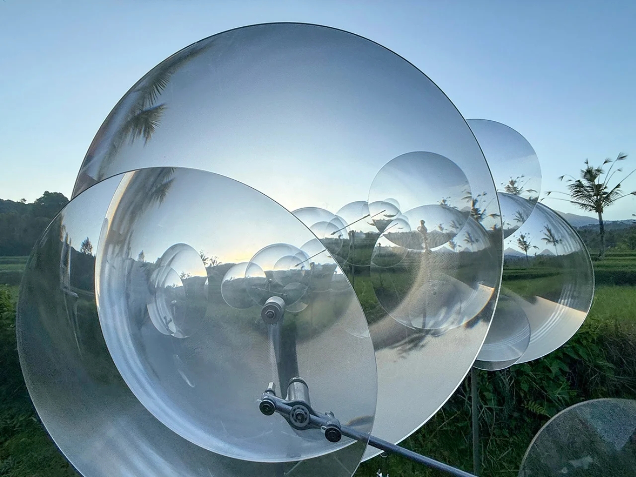 communal facilities，Eccentric Lenses，originality，Outdoor installation，