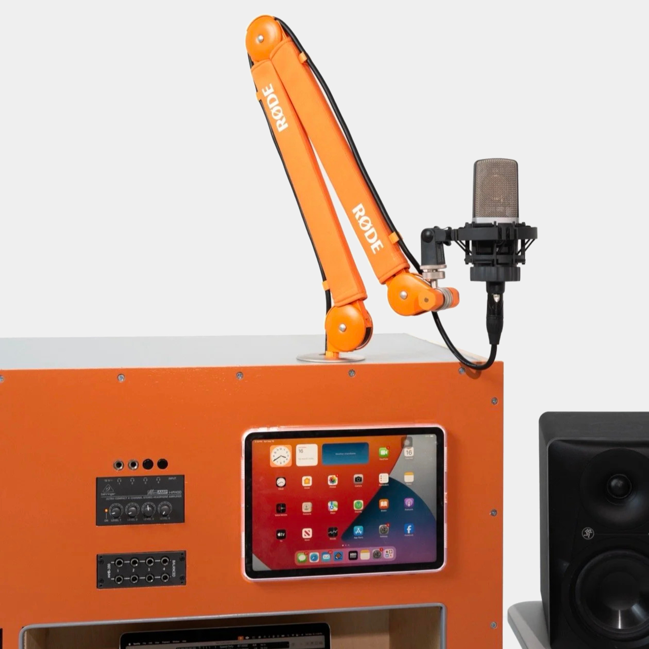 ToyBox，Custom Music Production Desk，Synthesizer Cabinet，Desktop Ecosystem，