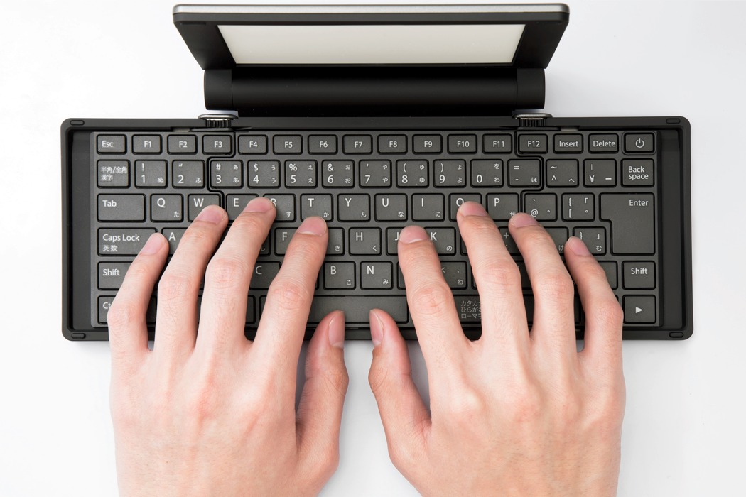 Portable，typewriter，pomera，