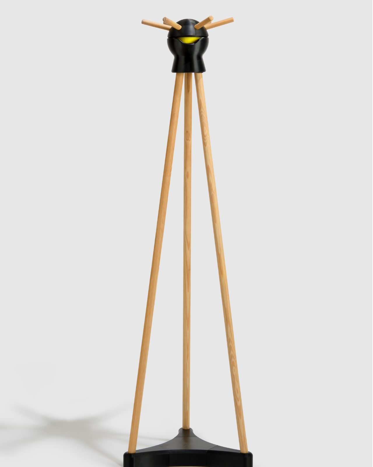 originality，furniture，Smile，Floor Coat Rack，