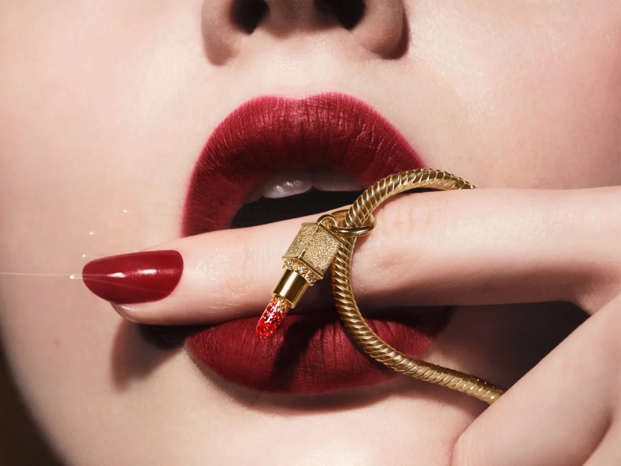 jewelry，originality，PANDORA，Pat McGrath，