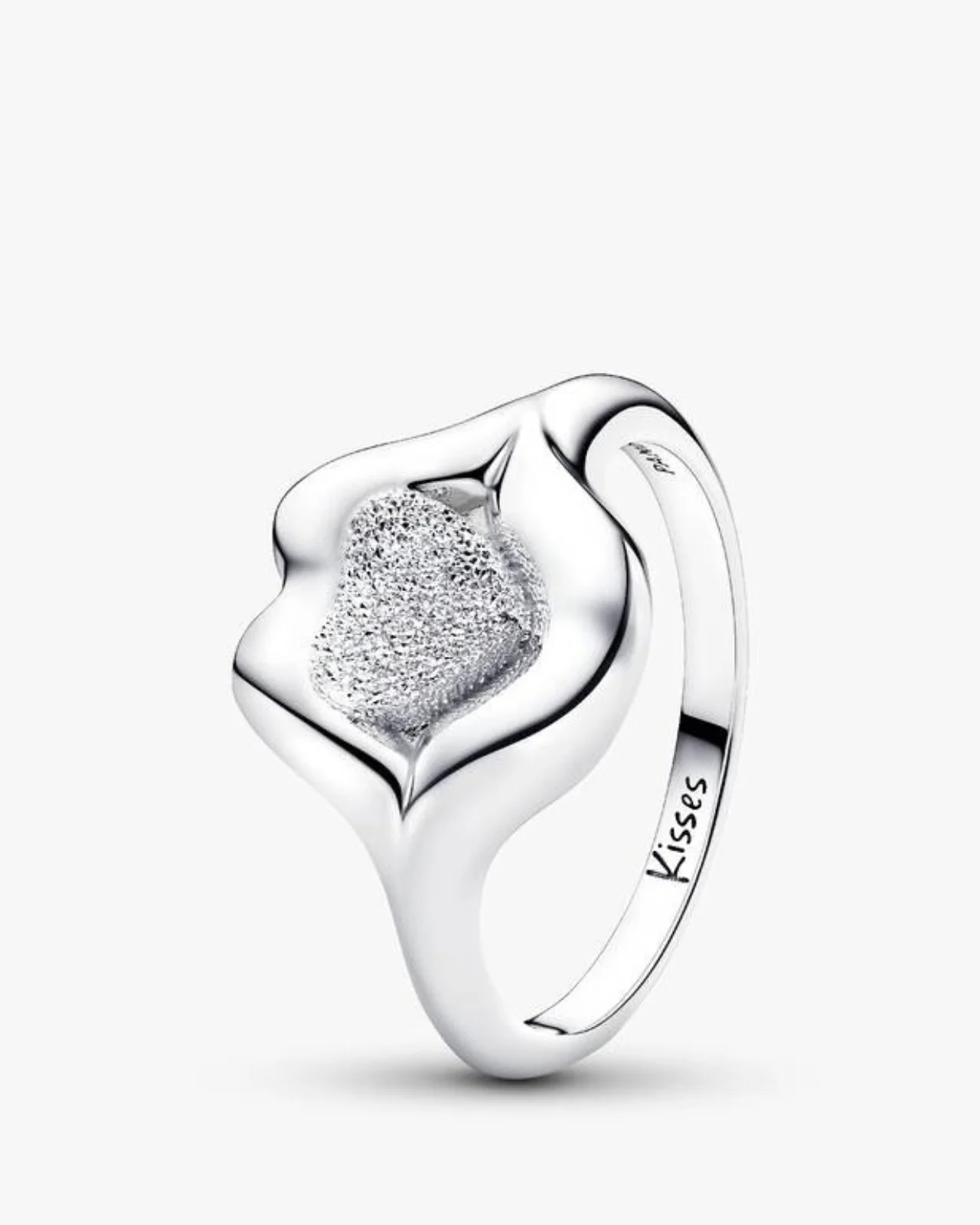 jewelry，originality，PANDORA，Pat McGrath，