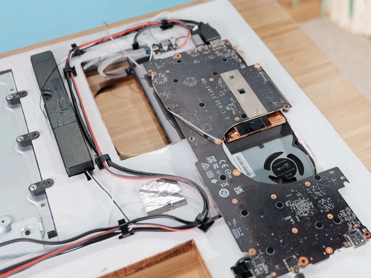 Hidden computer，originality，Electronic equipment，Picture frame，