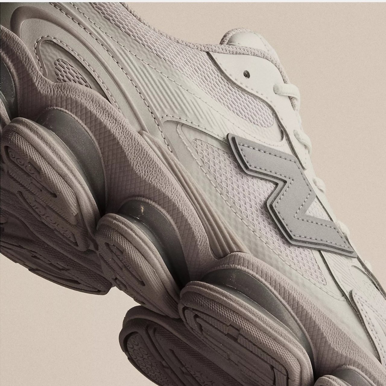 New Balance，ABZORB 2000 Luxe，sneakers，