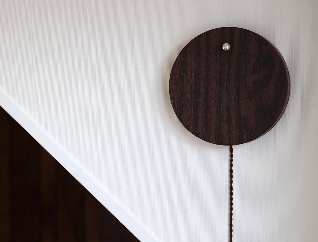 Simon Morris，12 hour system，wooden ，magnetic suspension，story，