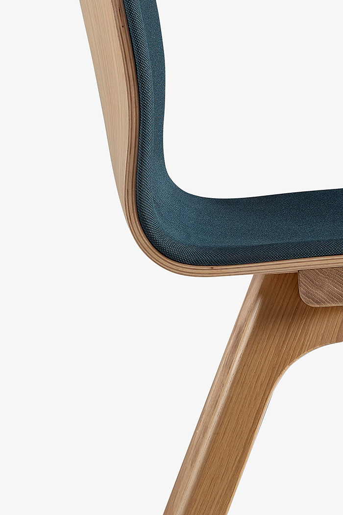 Chevron，black，Wood color，chair，chair，