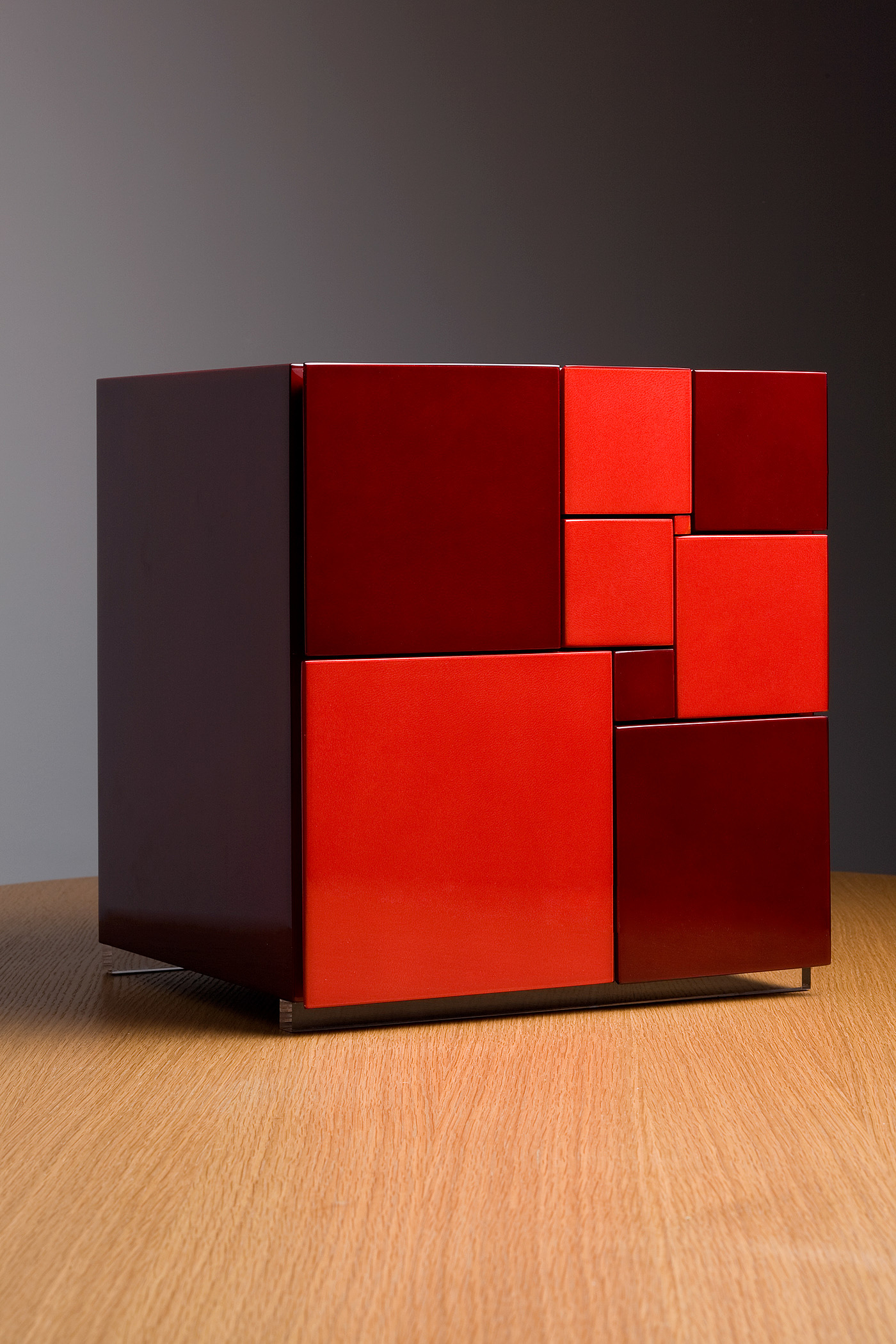 drawer，Jigsaw puzzle，gules，cabinet，wardrobe，