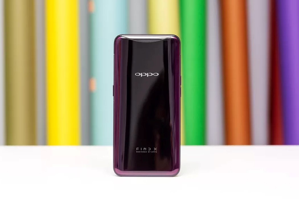 OPPO，mobile phone，level of appearance，high definition，