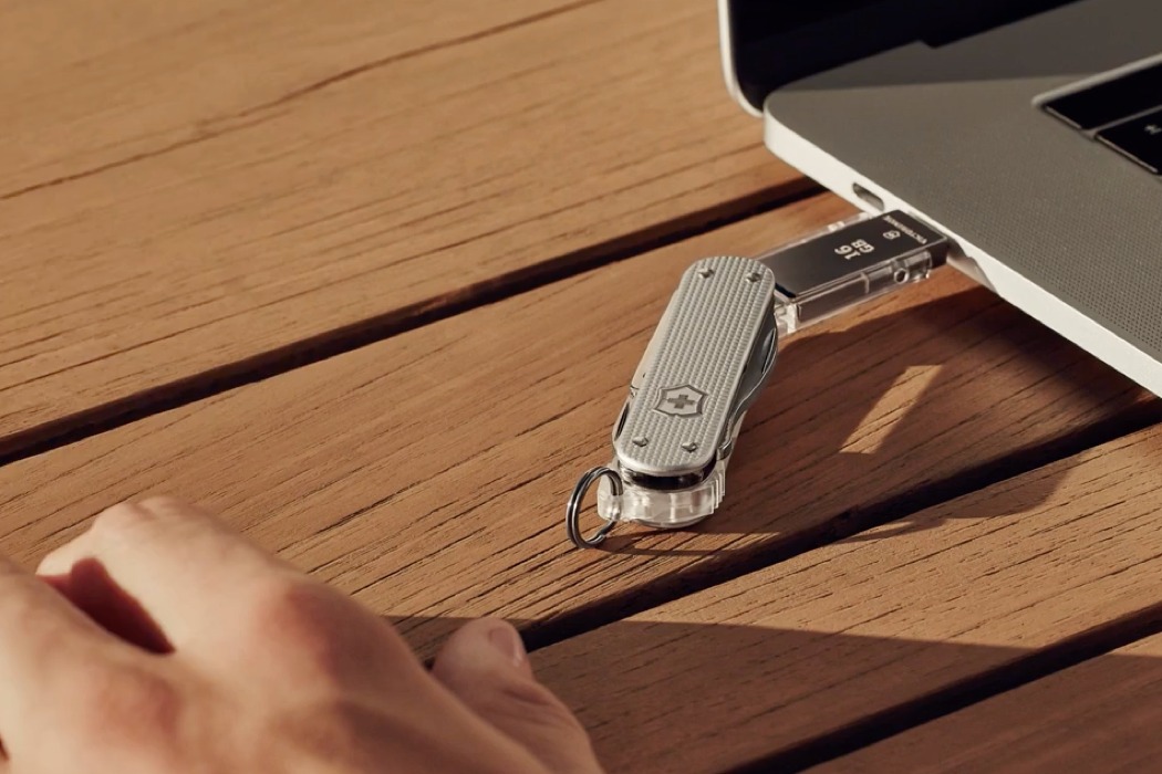 multi-function，USB drive，Swiss Army knife，