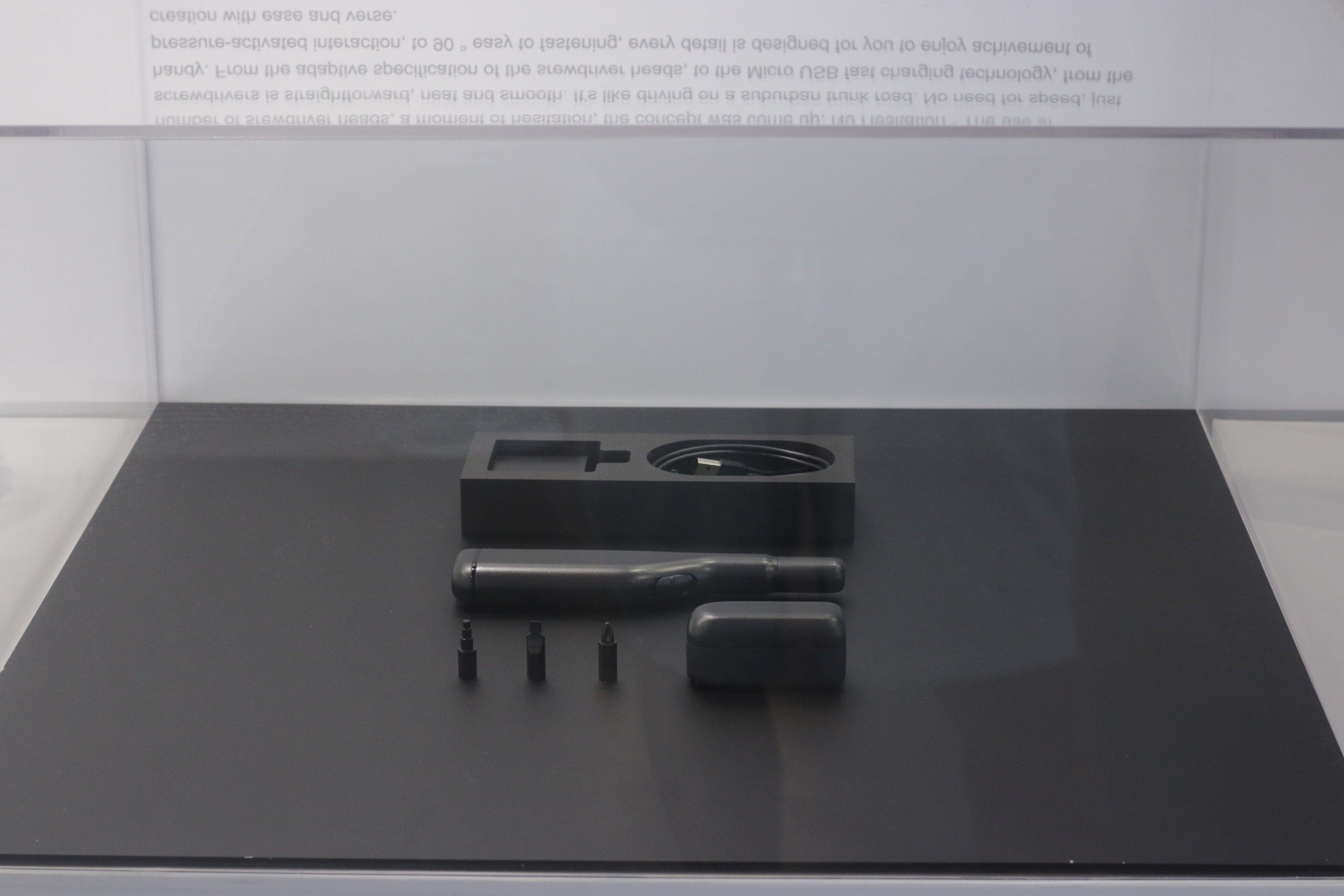 jewelry，bionics，Bionics Design ，elephant，bolt driver，tool，stool，Seat，chair，Desk design，Lamp design，Graduation exhibition，