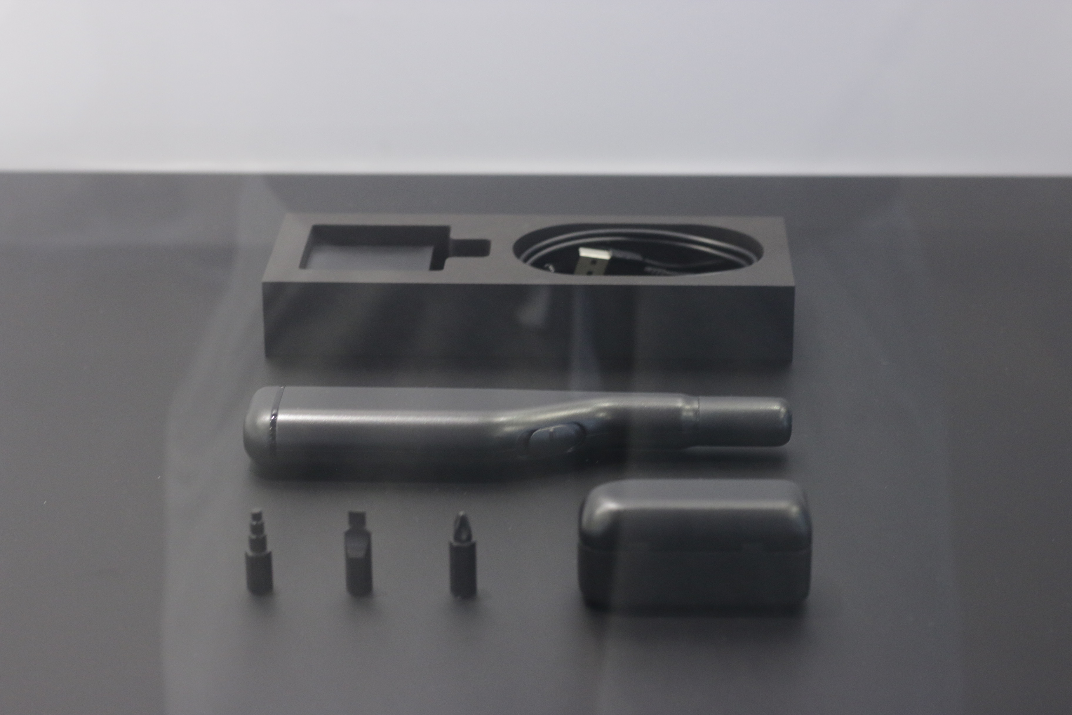 jewelry，bionics，Bionics Design ，elephant，bolt driver，tool，stool，Seat，chair，Desk design，Lamp design，Graduation exhibition，