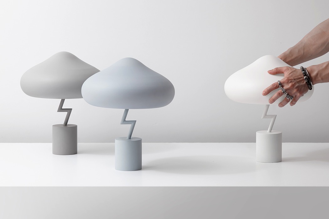 a bolt from the blue，Lamp design，