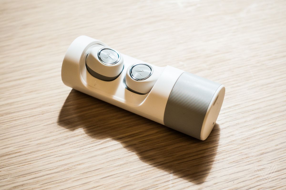 2017 red dot award，product design，Digital，Wireless headset，