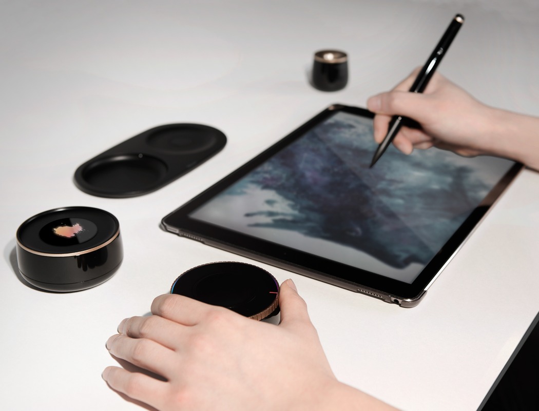 Davinch，Electronics，palette，paint brush，Kyumin Hwang，