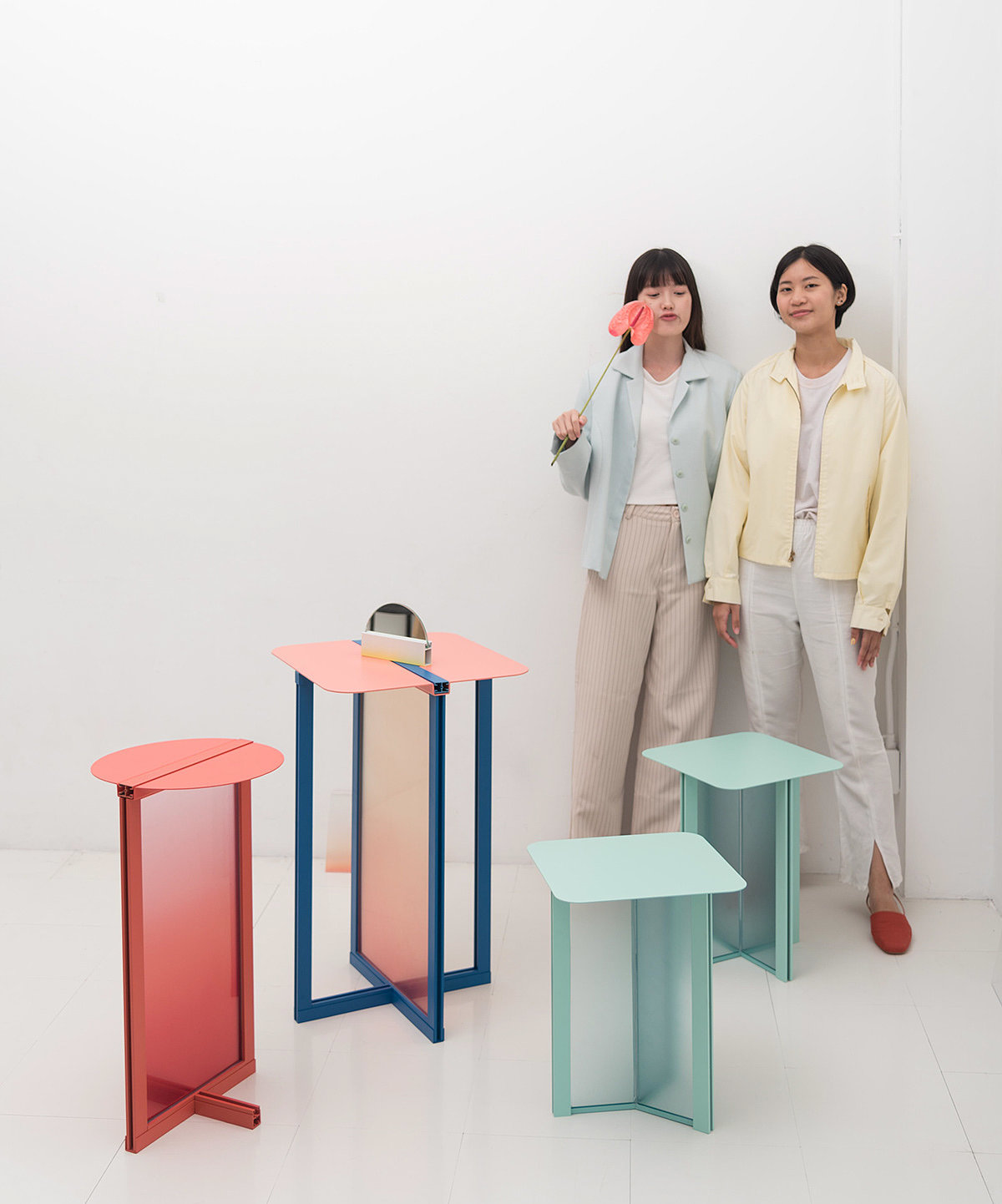 Tables and chairs，Color matching，Emotionalization，