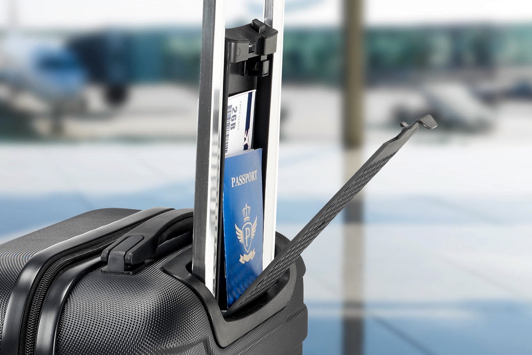 trunk，plane ticket，Space utilization，