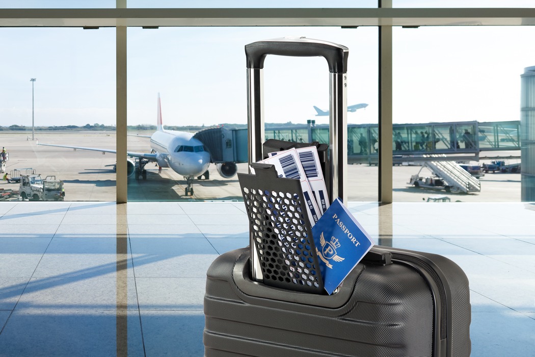 trunk，plane ticket，Space utilization，