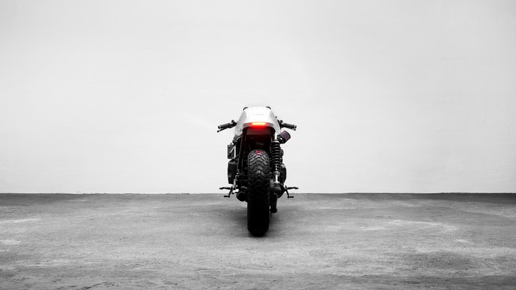 Two rounds，motorcycle，traffic，K100 + 1，bmw，