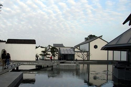 Building interior，museum，Chinese style，Chinese elements，Modern style，Postmodernism，Suzhou，south of the lower reaches of the Yangtze River，traditional culture，gardens，Suzhou Gardens，a region , where the cultivation of rice and the breeding of fish flourish，