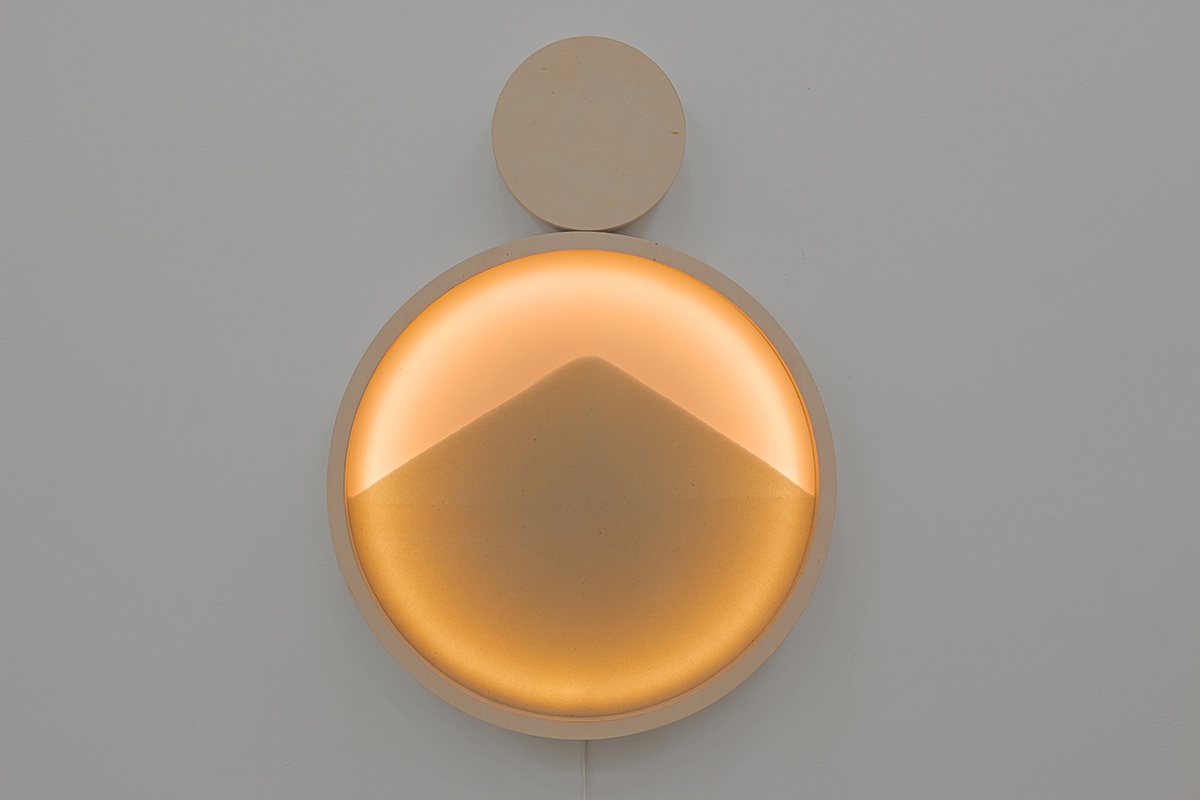 Clock，lamp，hourglass，Home furniture，