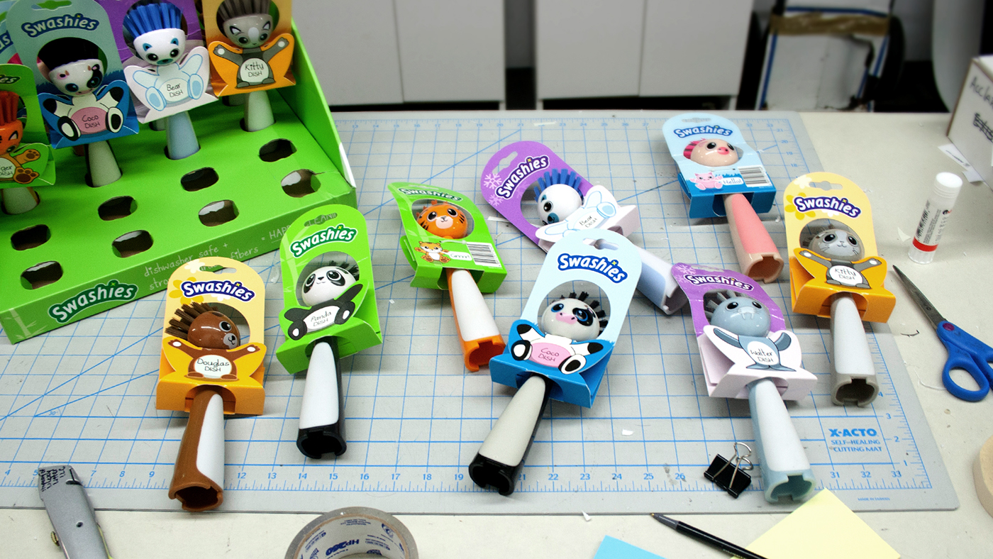 animal，toothbrush，swashies，