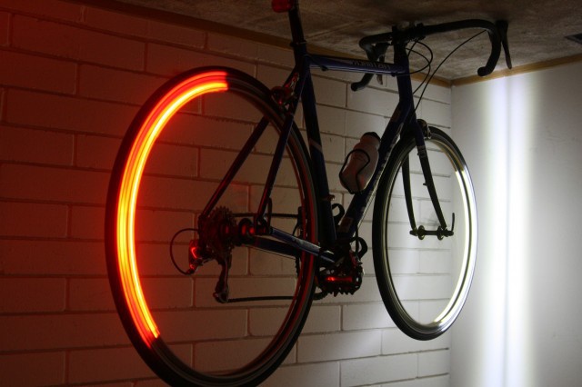 Bicycle，luminescence，Outdoor sports，vehicle，