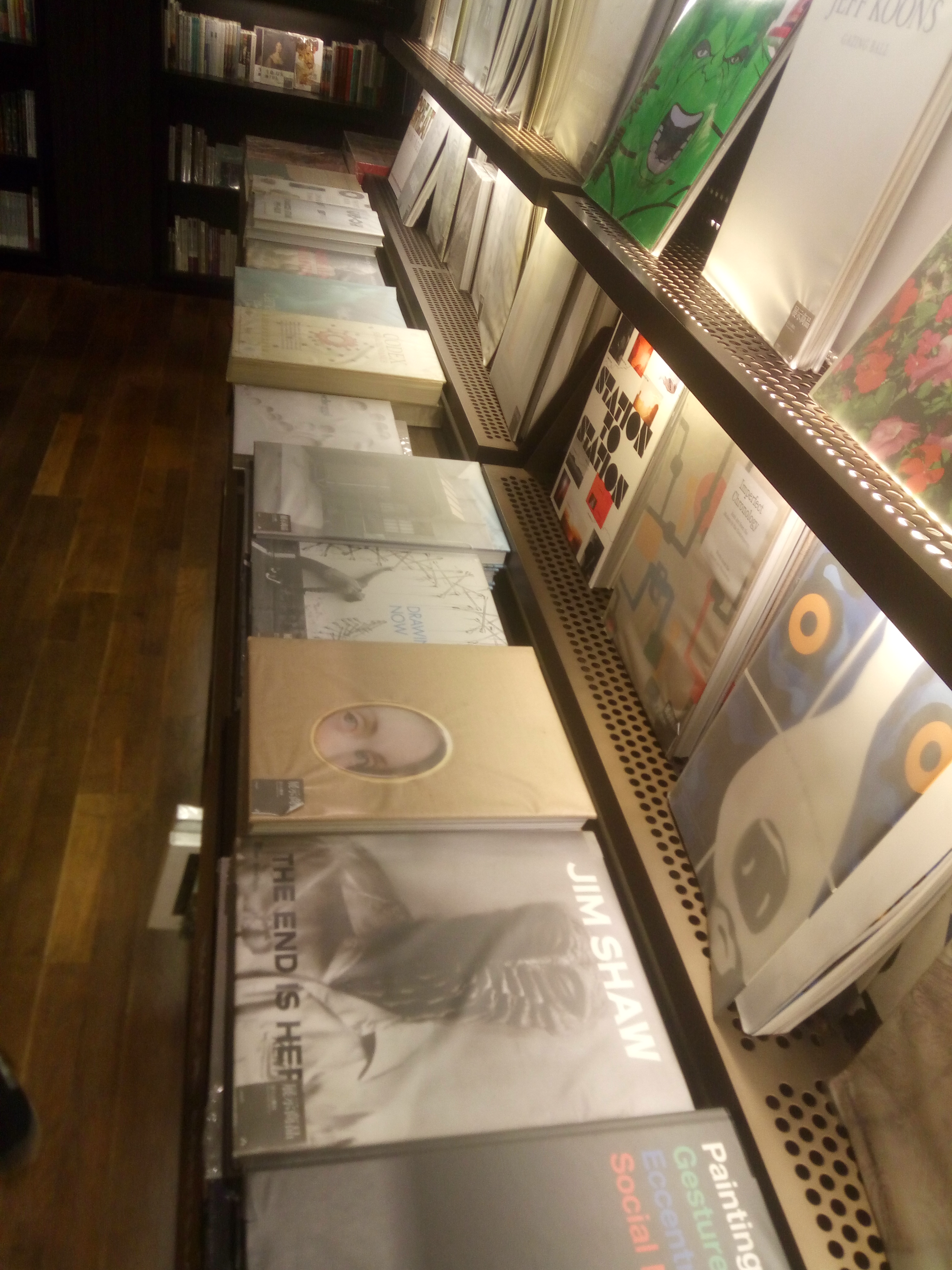 book，Design books，Eslite Bookstore ，sony，Sony，Sony products，Apple，ipod，Home design，furniture，Brain hole，Toys，Small items，