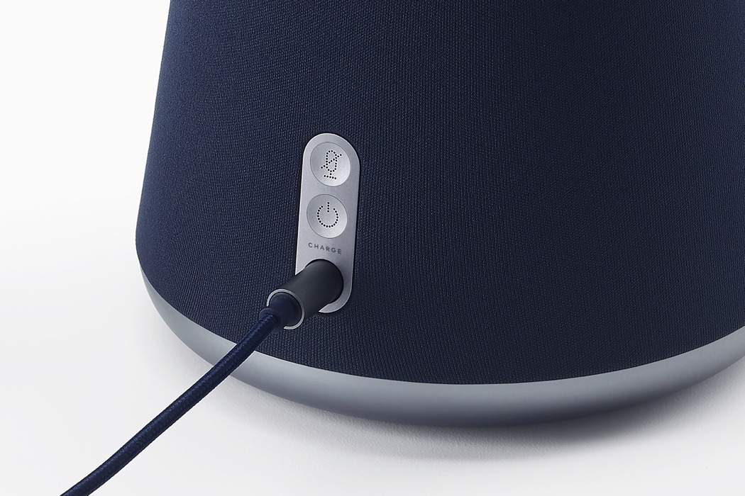 Seungwoo Kim，Naver Labs，WAVE，Intelligent platform Clova，Line Japan，