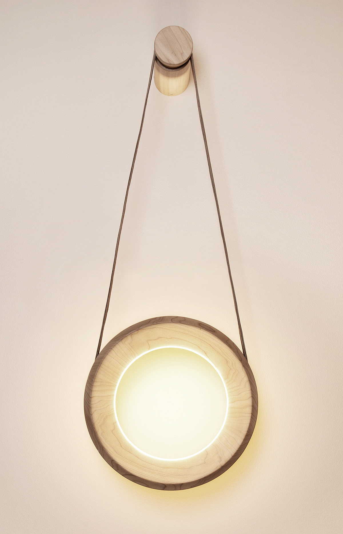 lamp，woodiness，halo，