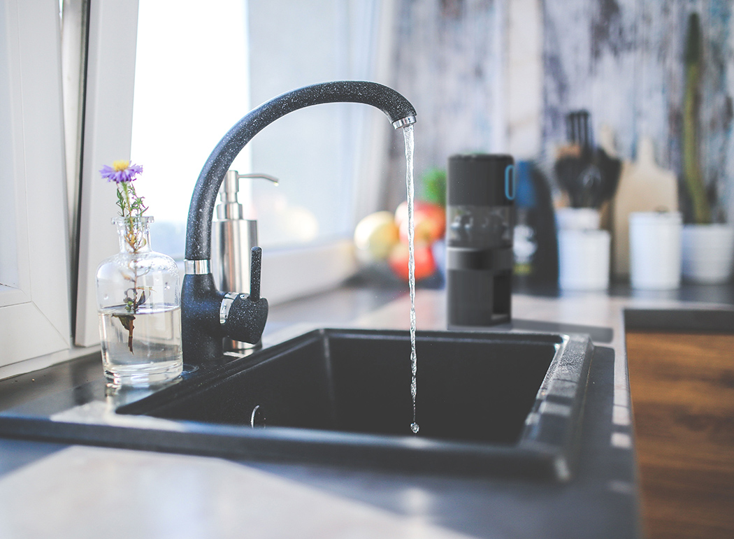 black，cylinder，Coffee machine，Dyson，