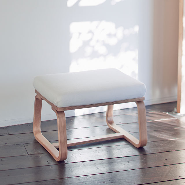 cotton material，Polyurethane，oak，