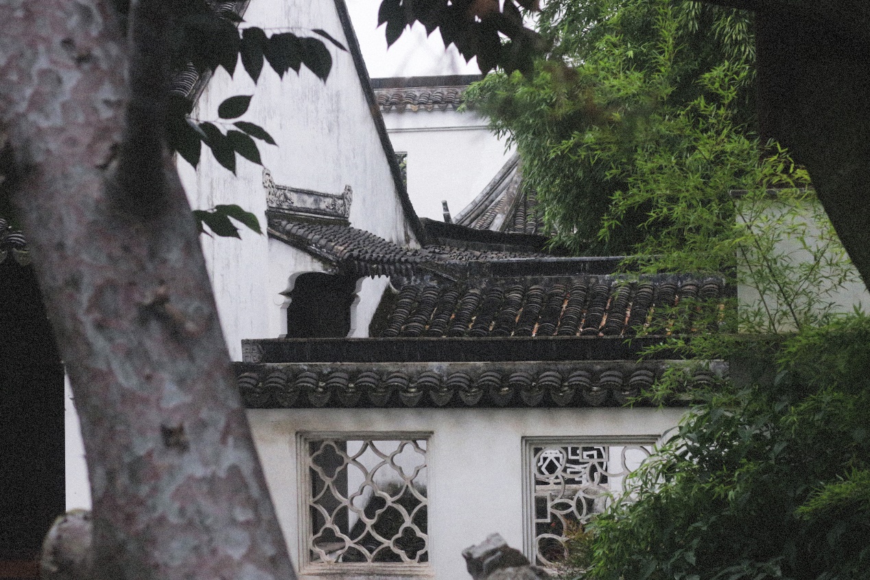 Ancient Architectural Buildings，Chinese style，Ming style furniture，Chinese elements，Suzhou Gardens，traditional culture，Lotus，Lotus leaf，Chinese architecture ，