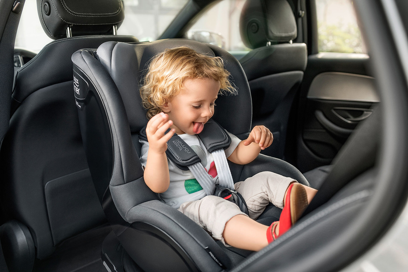 vehicle-use child safety seats，auto parts，product design，2018 if Award，