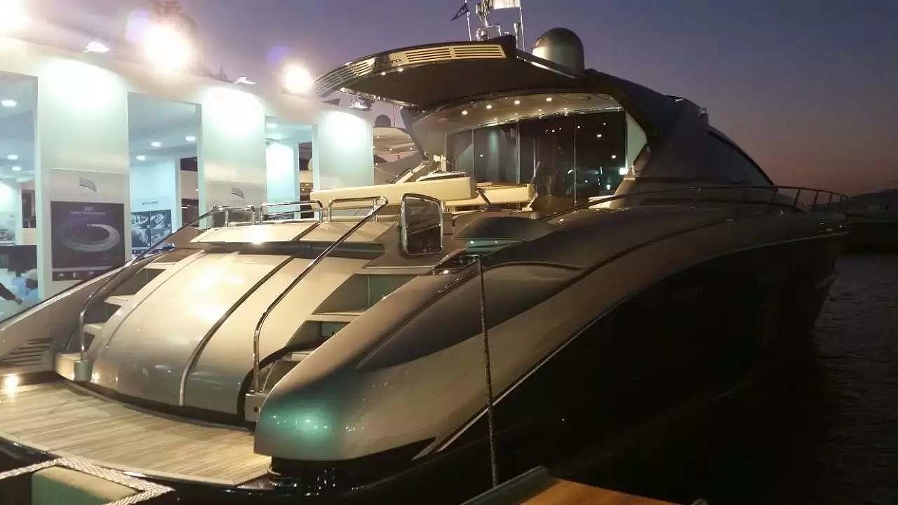 vehicle，