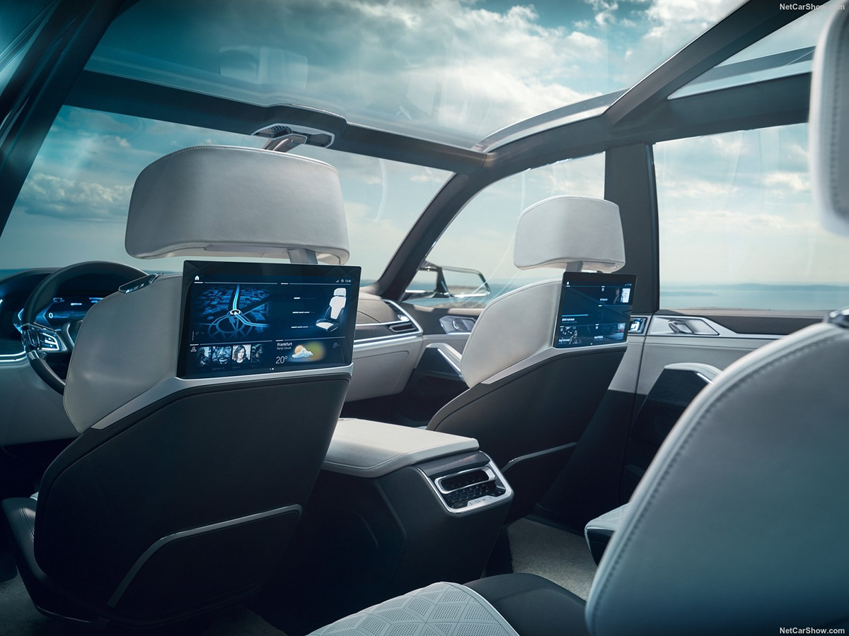 automobile，vehicle，brown，bmw，bmw，BMW X7，