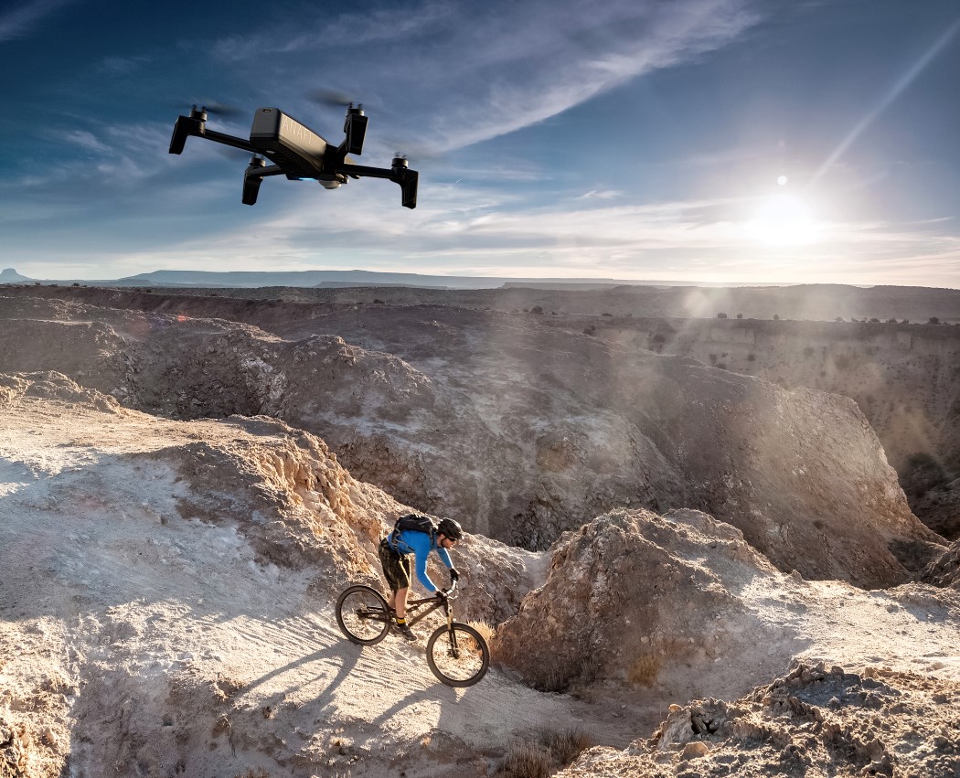 outdoors，Parrot ，Ultralight，Aerial photography，