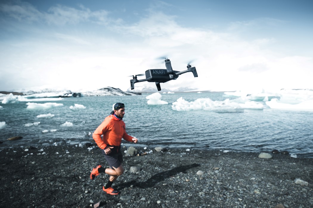 outdoors，Parrot ，Ultralight，Aerial photography，