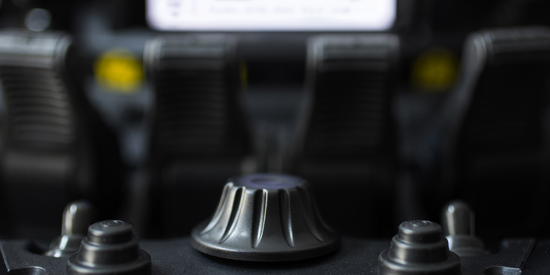 Innovative design，remote control，PALcom P7，