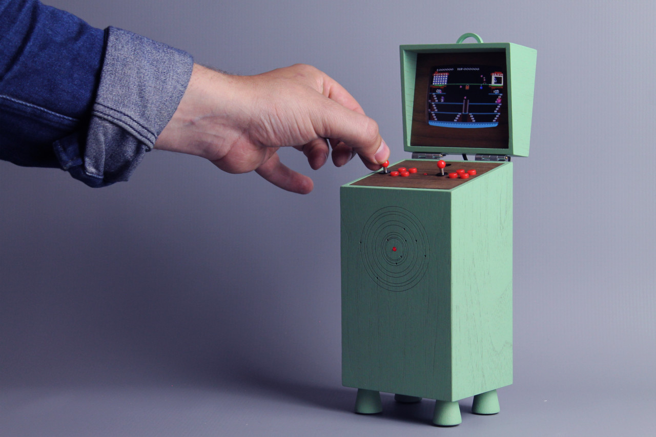 device，retro future ，Hulten，