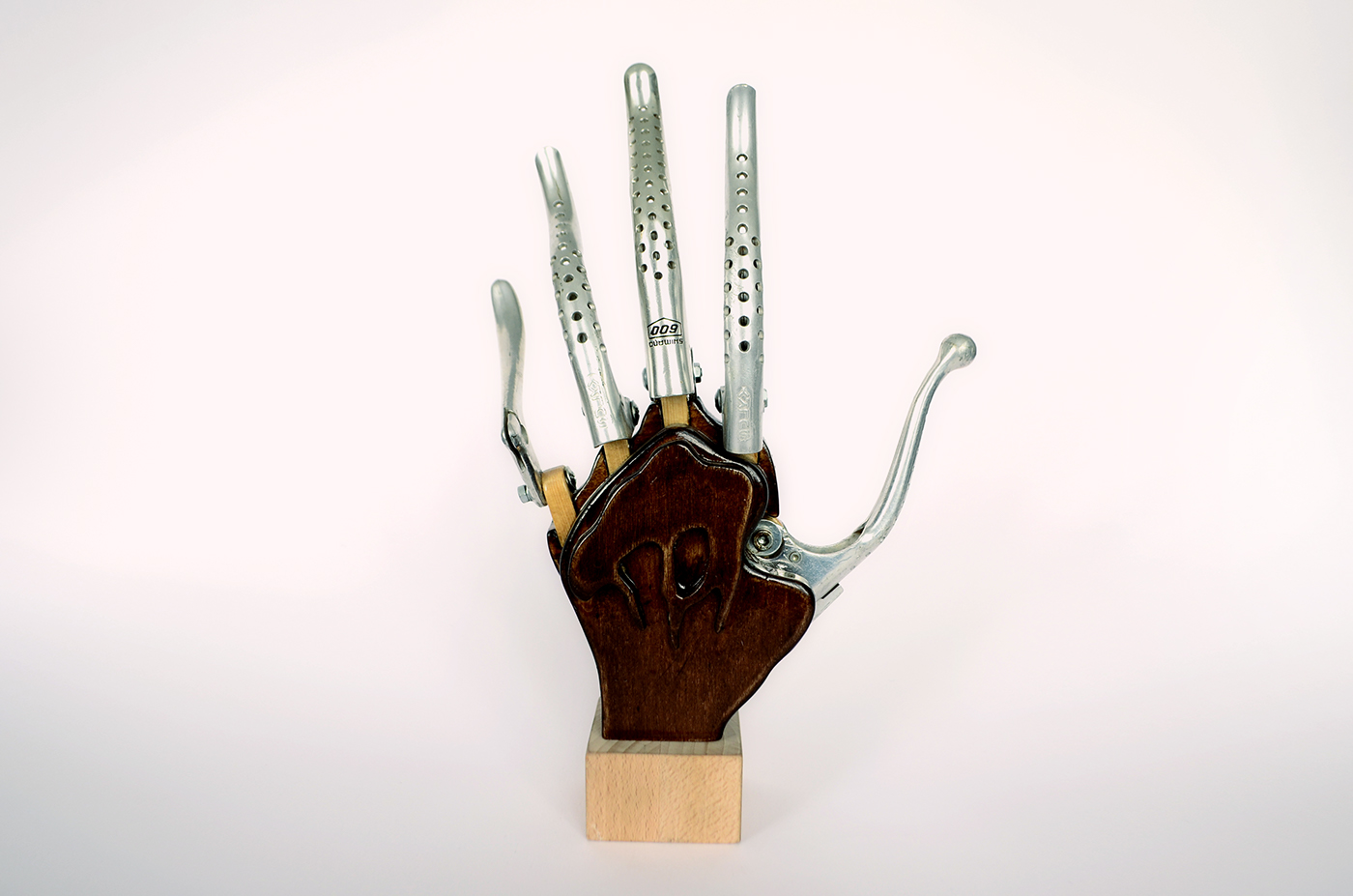 Waste utilization，originality，parts，Bicycle，